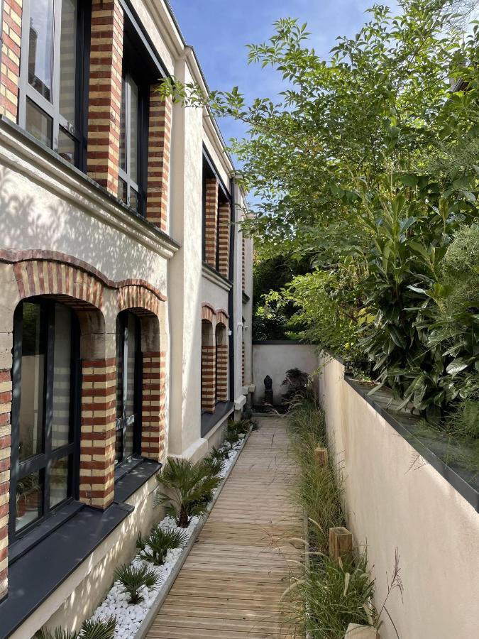 Maison D'Hotes L'Atelier Du Charmois Vandoeuvre-les-Nancy Bagian luar foto